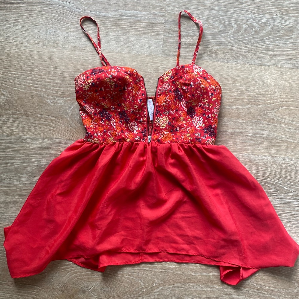 Floral top - Size Small